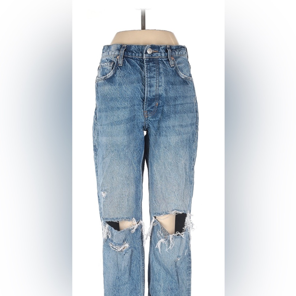 We The Free / Free People boyfriend jeans w ripped knees, Size 30.